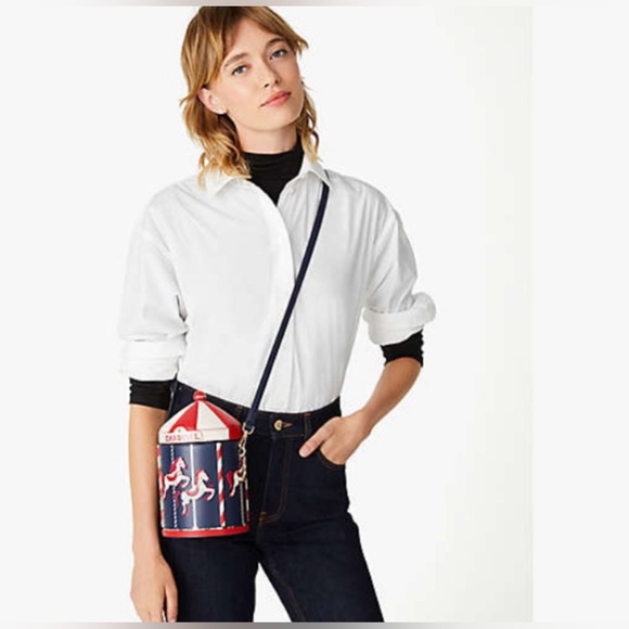 Kate Spade Winter Wonders 3-D Carousel - Picture 8 of 9